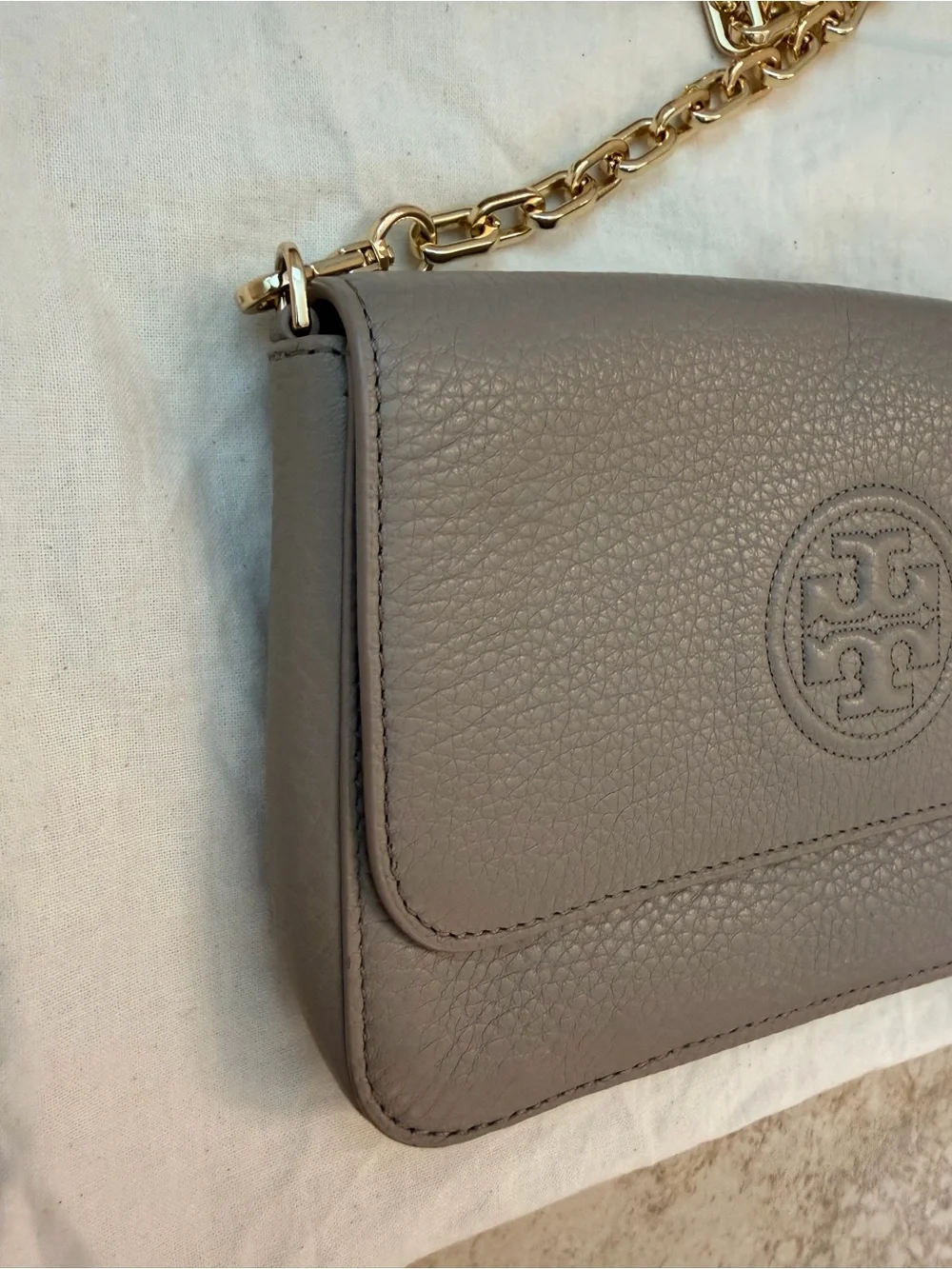 Tory Burch Amanda Gray Leather Logo Crossbody Chain Bag